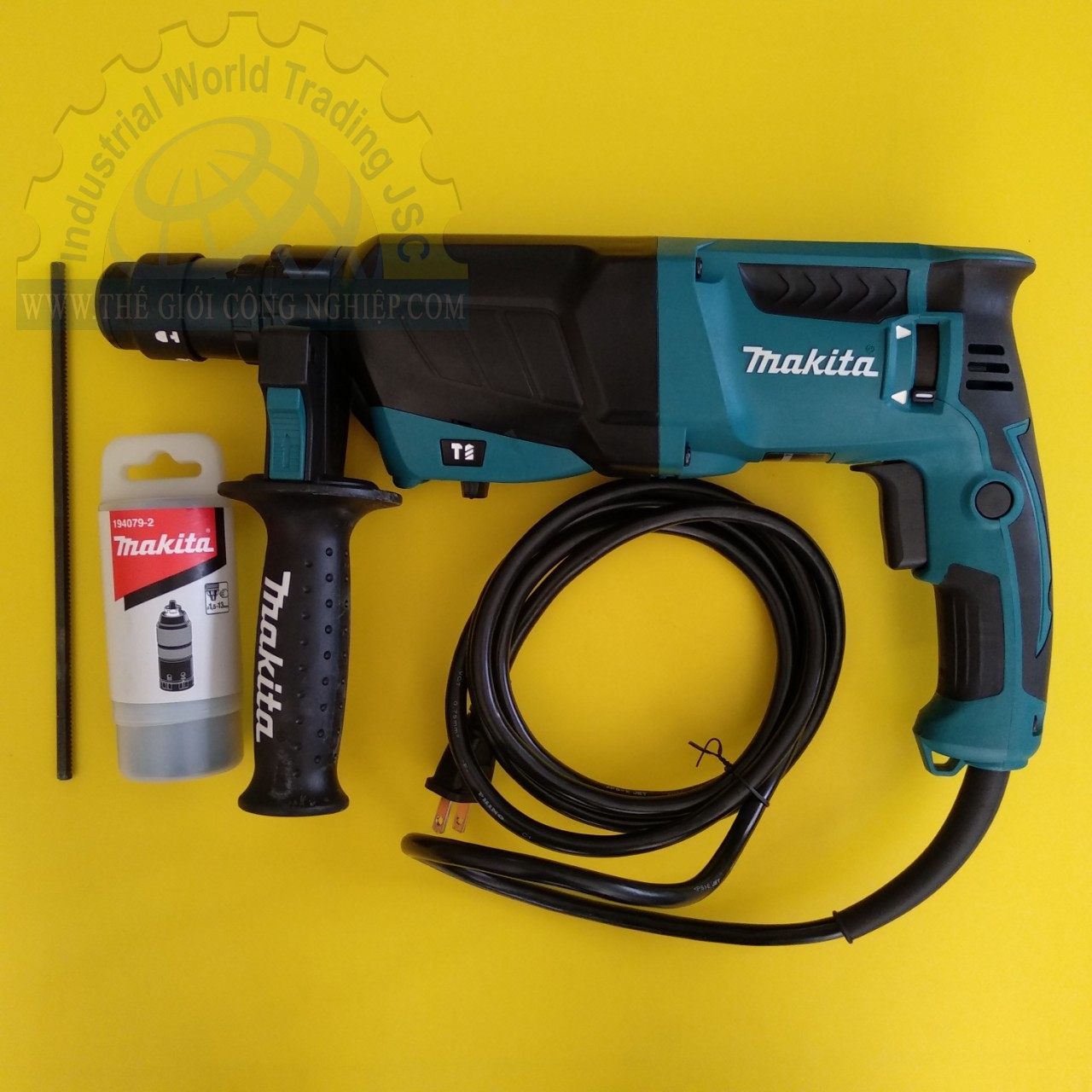 Máy khoan đa năng 800W, 13mm/32mm Makita HR2630T
