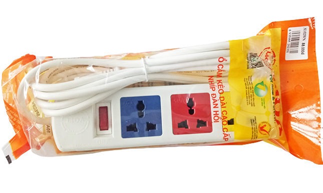 Ổ cắm kéo dài đa năng LiOA 3D32WN, 3 ổ cắm đa năng có nắp che an toàn, chiều dài 3m, công suất 2200W/220V, có 1 công tắc & có bảo vệ quá tải bằng CB.