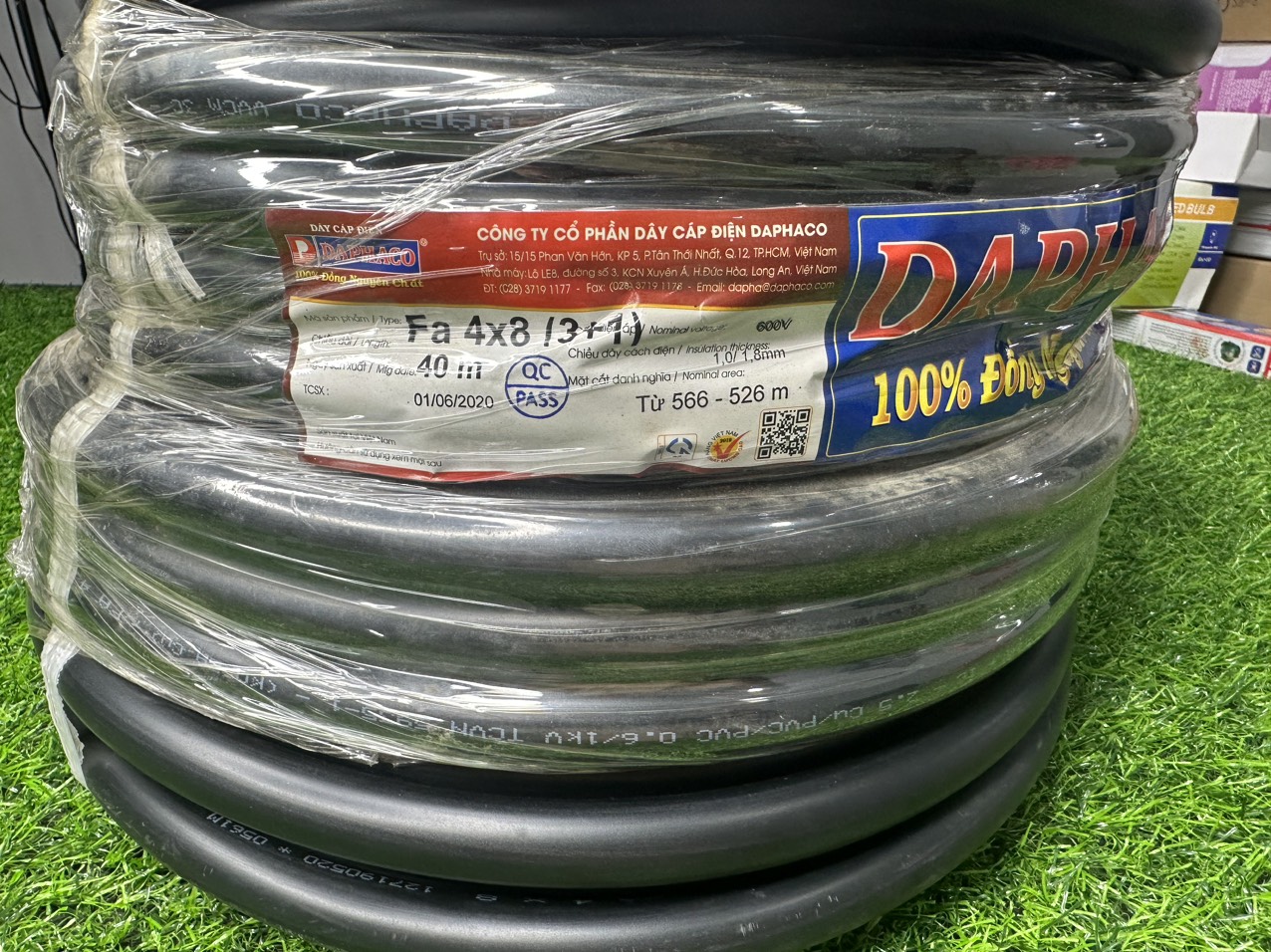 Dây cáp điện Daphaco mềm 4 lõi 3 lớn 1 nhỏ Fa 4x8.0