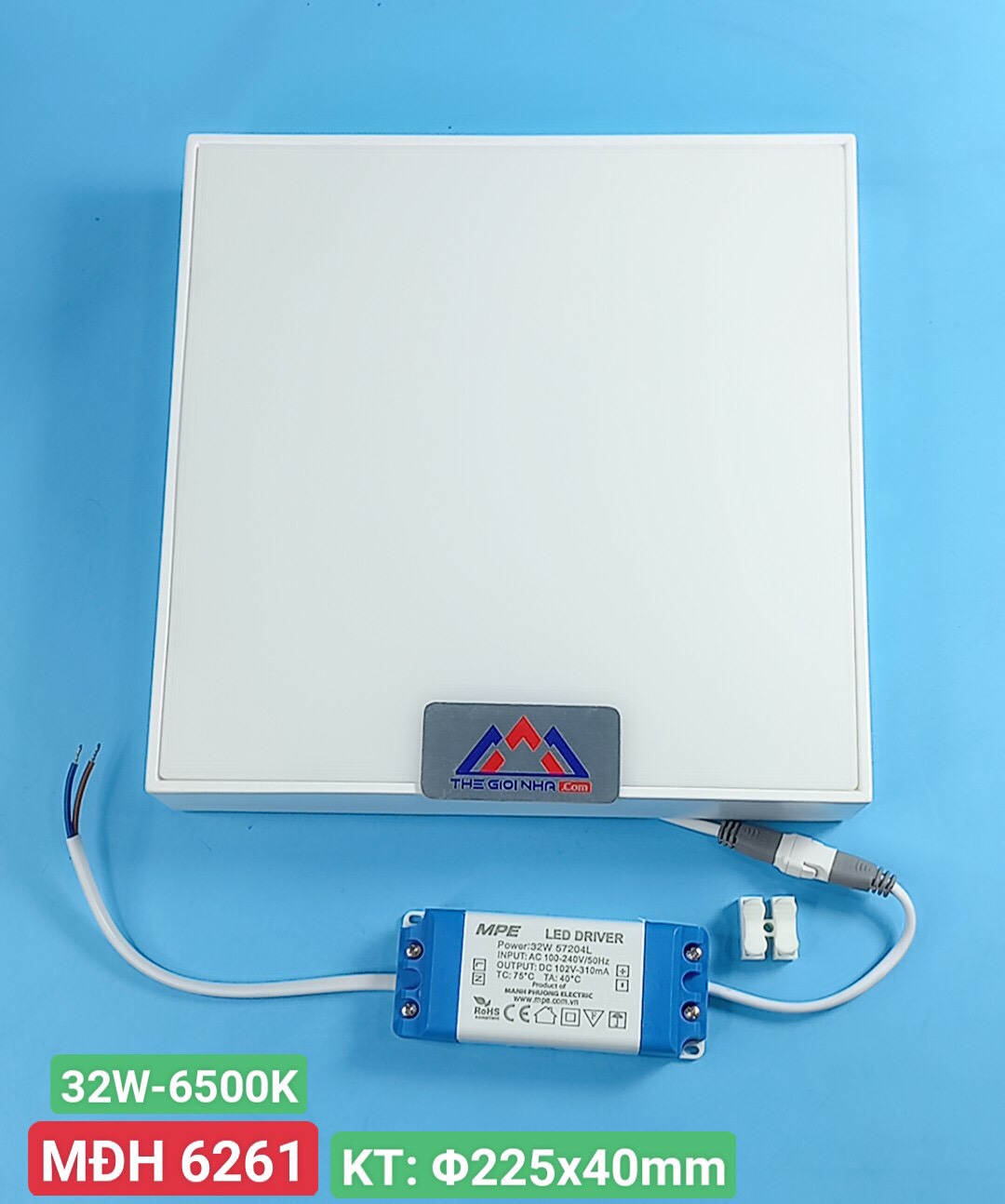 Đèn Led Downlight vuông ốp trần nổi tràn viền 32W MPE ,225x225x38mm - SSDL-32T ánh sáng trắng