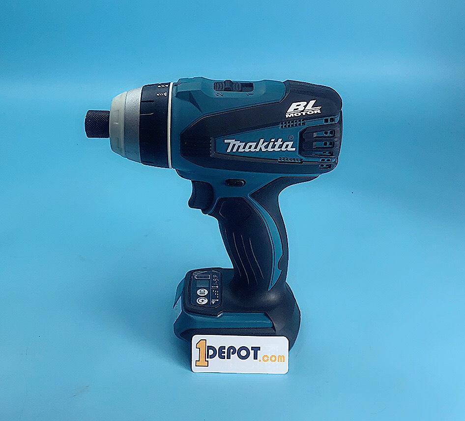 Máy vặn vít 4 chức năng Makita DTP141Z (kèm pin 197280-8, sạc nhanh 195584-2)