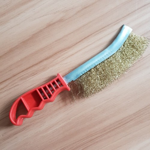 Bàn chải đánh gỉ bằng đồng mịn , kích thước đầu 12cm