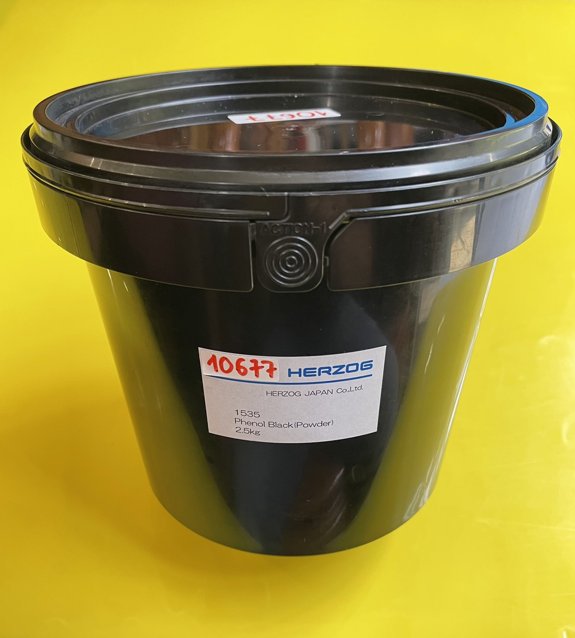 Bột đúc mẫu nóng Phenol Herzog 1535, 2.5kg, màu đen