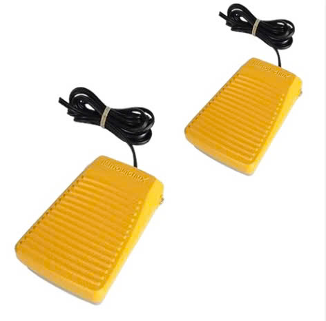 Công tắc bàn đạp Hanyoung HY-102