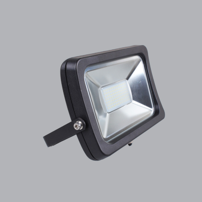 Đèn Led pha MPE 100W, 350x295x65mm - FLD-100T - ánh sáng trắng