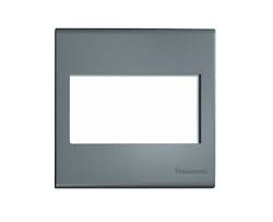 Mặt vuông dành cho 1 thiết bị Panasonic WEB7811MB, màu đen ánh kim