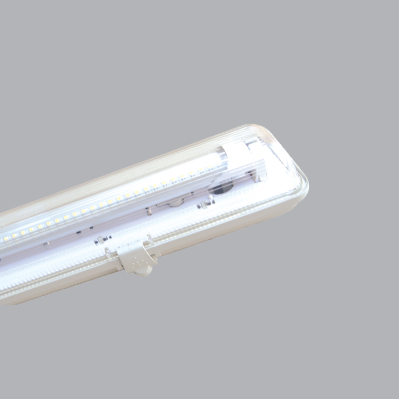 Máng đèn chống thấm 0.6m đơn MPE MWP 118, 660x86x90mm, 15 cái/thùng