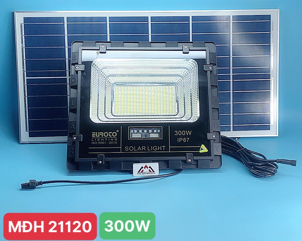 Đèn Pha năng lượng mặt trời Euroto SOLAR-04  300W L335 x W95 x H370 mm ánh sáng vàng