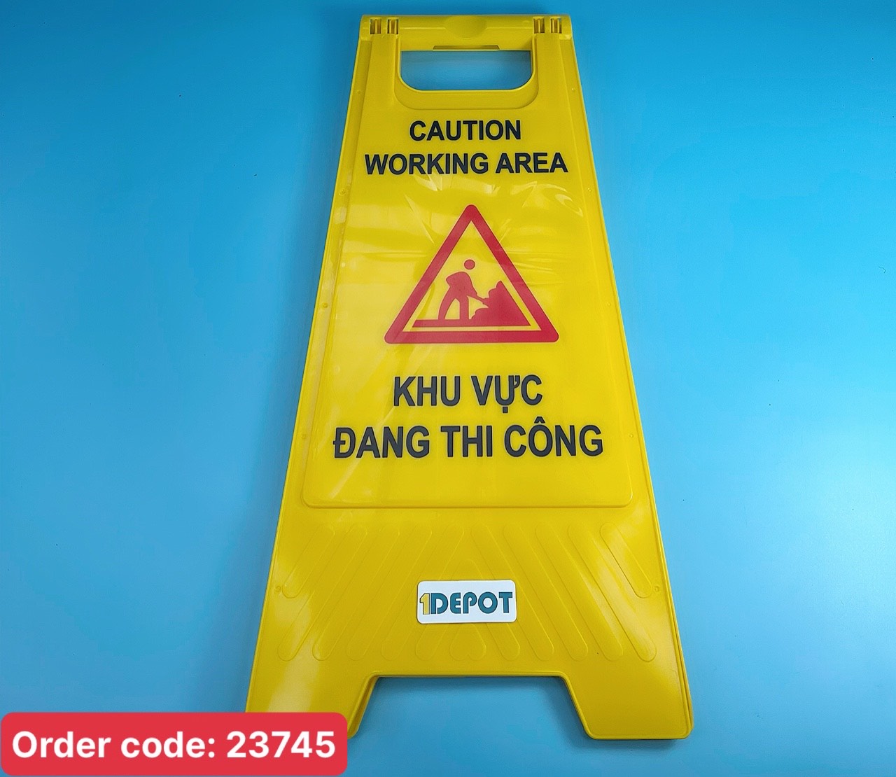 Biển cảnh báo khu vực đang thi công