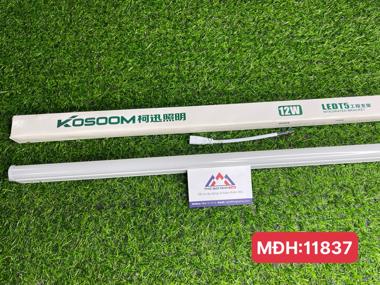 Đèn led tube Kosoom T5N-KS-12-0.9, thân nhựa dài 0.9m, ánh sáng vàng