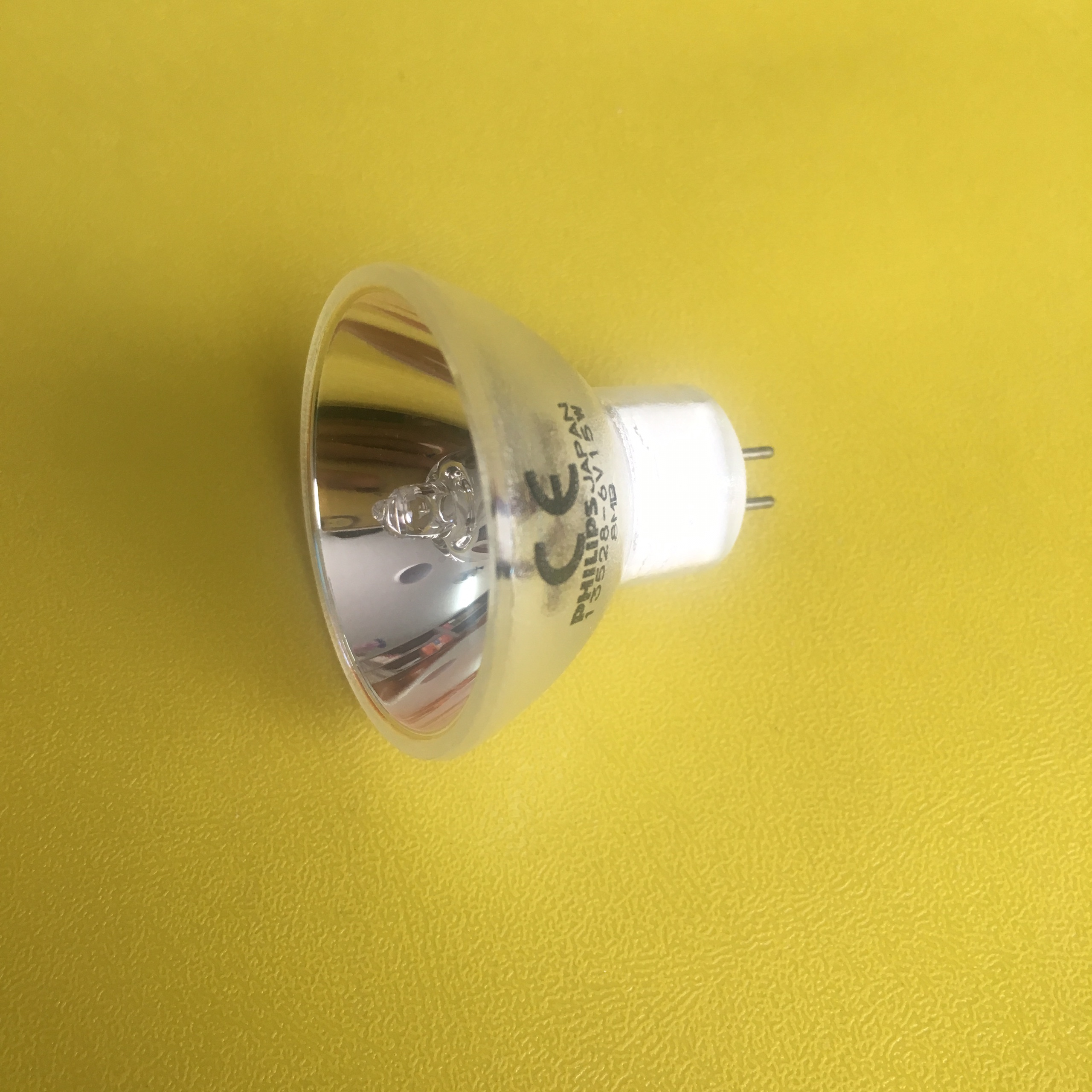 Bóng đèn cho kính hiển vi  Philips 13528,  6v 15w