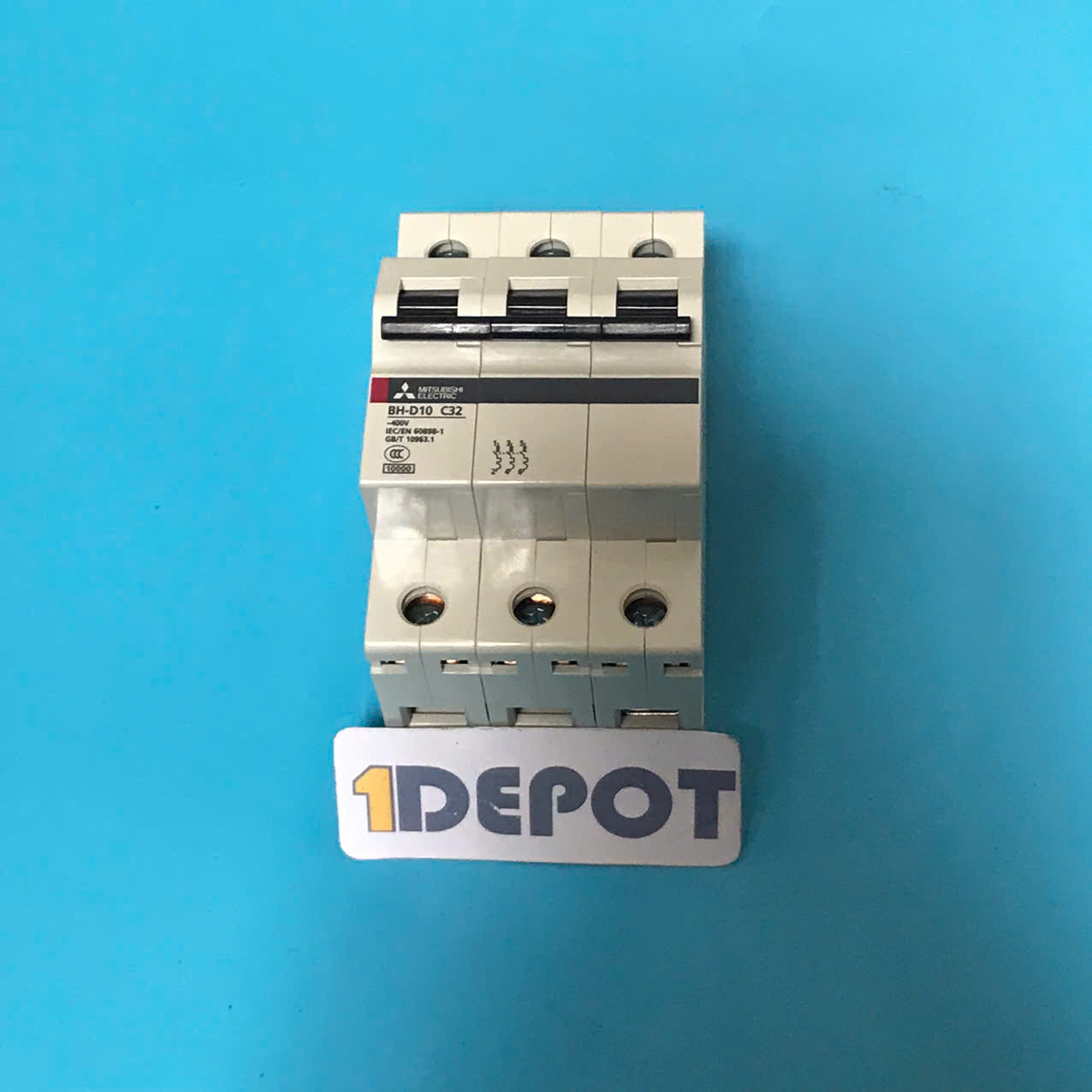 Cầu dao MCB Mitsubishi BH-D10 3P 32A 10kA C N