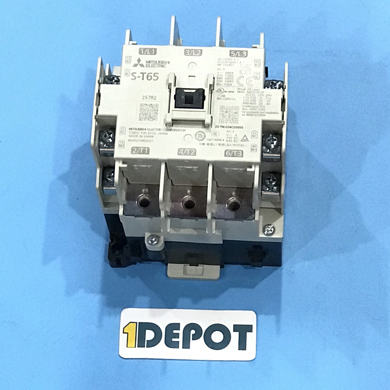 Contactor Mitsubishi S-T65 65A 30kW AC200V 3P