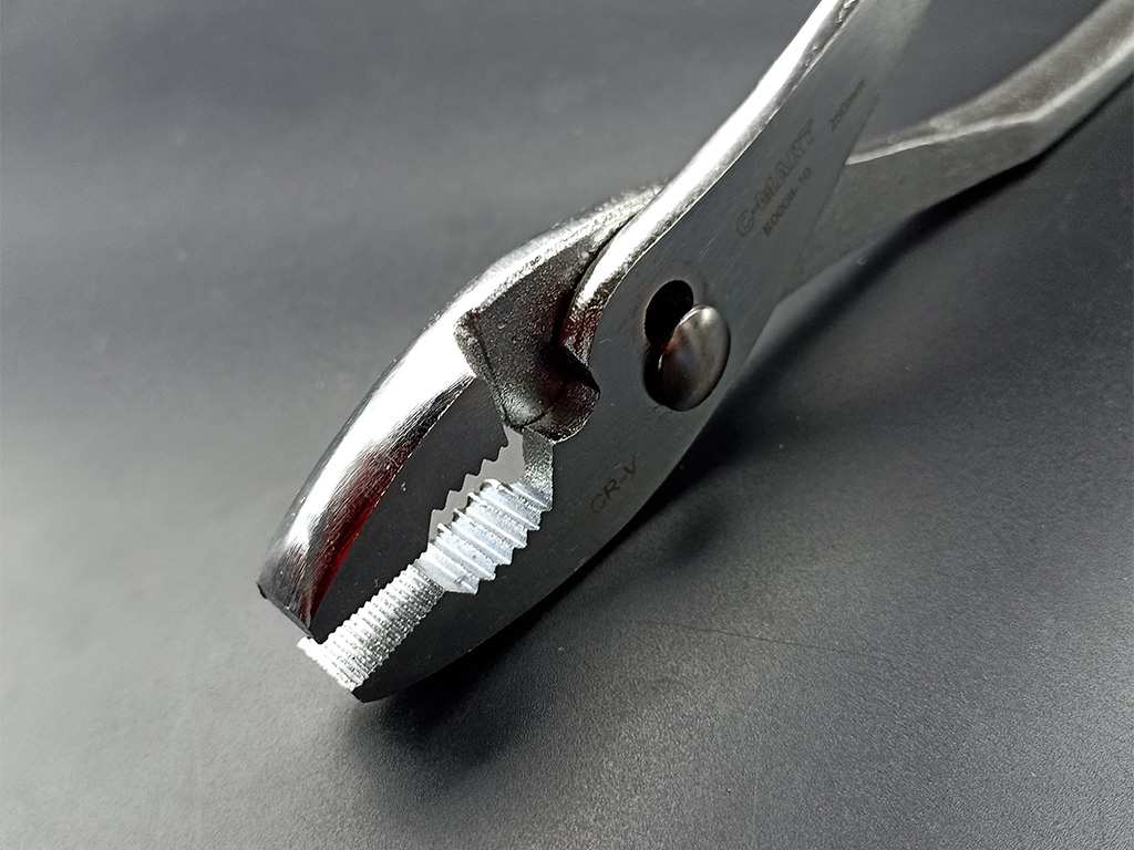 Kìm mỏ cá C-Mart B0008-10, kt 250mm/10″