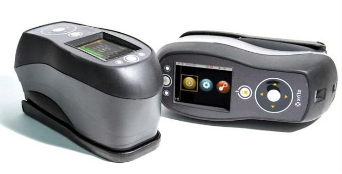 Máy đo màu quang phổ cầm tay X-Rite Ci62