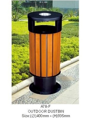Thùng rác ngoài trời A78.F thép giả gỗ 400x935mm